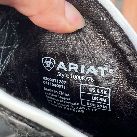 Ariat Side Saddle Punchy Distressed Cowboy Boots - Picture 10 of 16